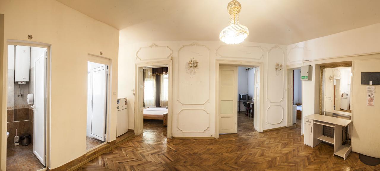 Central GuestHouse Five Corners Sofia Extérieur photo